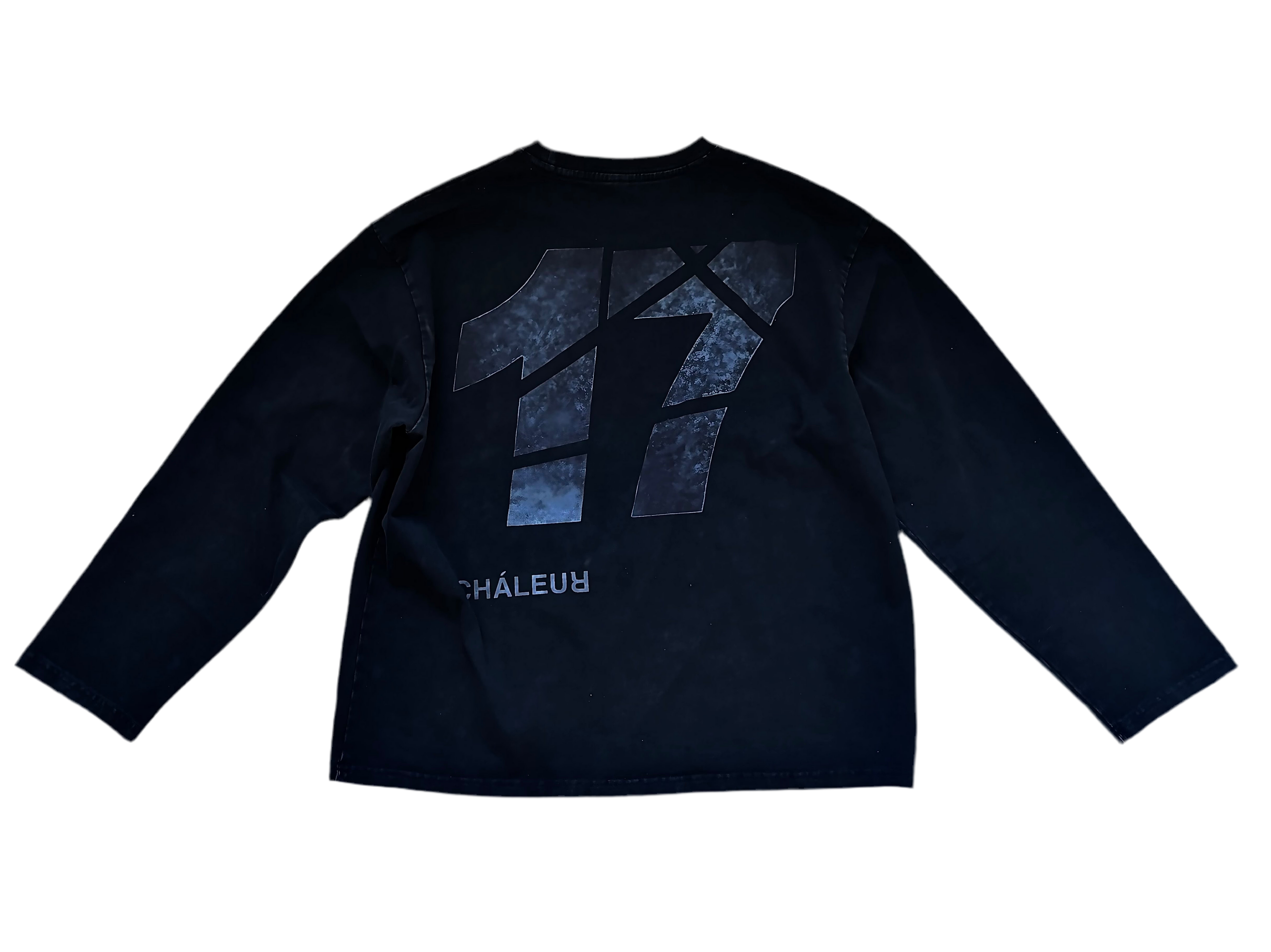 “17” tee